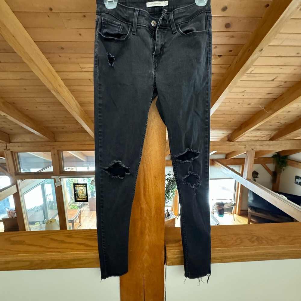Levi’s Distressed Black Women's Jeans